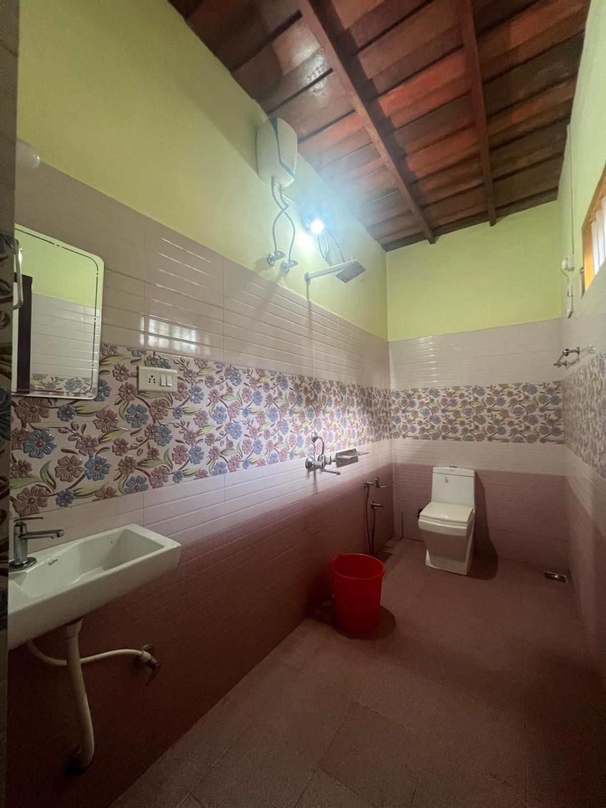 The Munroe Villagio Homey Mundrothuruth المظهر الخارجي الصورة